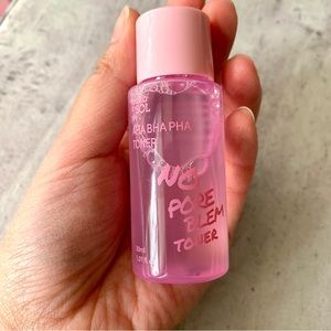 2/13 🎀 touch in sol no poreblem AHA BHA PHA toner 30 ml